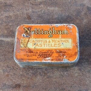 Nottingham Eucalyptus & Menthol Pastilles Tin